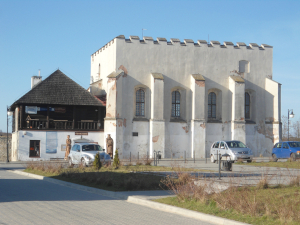 The Synagogue in Szydłów before renovation 2019
